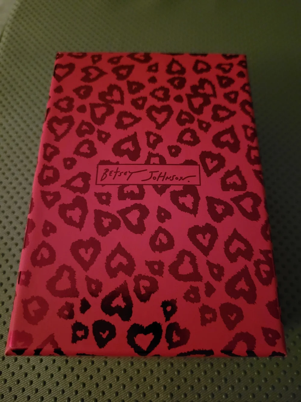 Betsey Johnson Gold & Pink Crystal Heart Arrow Key Charm. New In Box